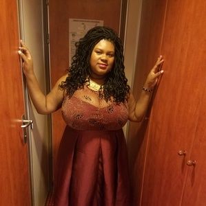 Meet your Posher, Joetta